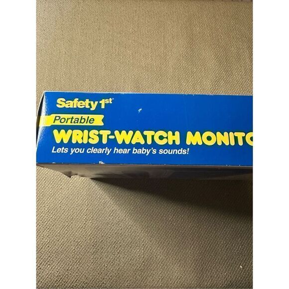 Vintage 90s New Old Stock Safety 1st Portable Wrist Watch Baby Digital Monitor - Picture 8 of 9